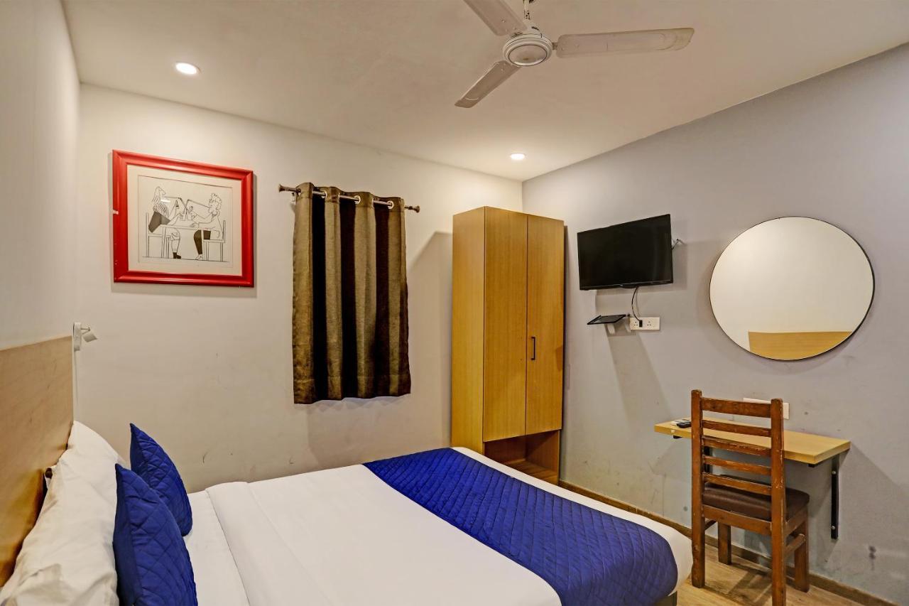 Hotel Admire Inn "Near Atal Chowk, Sector 15, Vasundhara" กาเซียบัด ภายนอก รูปภาพ