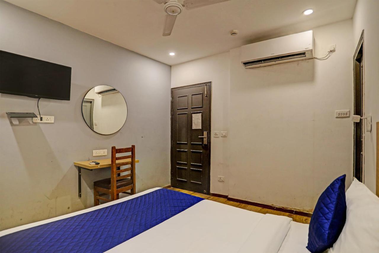 Hotel Admire Inn "Near Atal Chowk, Sector 15, Vasundhara" กาเซียบัด ภายนอก รูปภาพ
